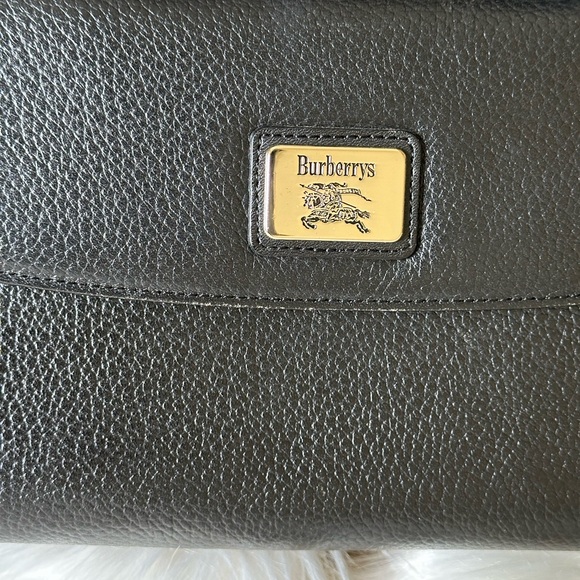 Auth Burberry EUC - Picture 6 of 17